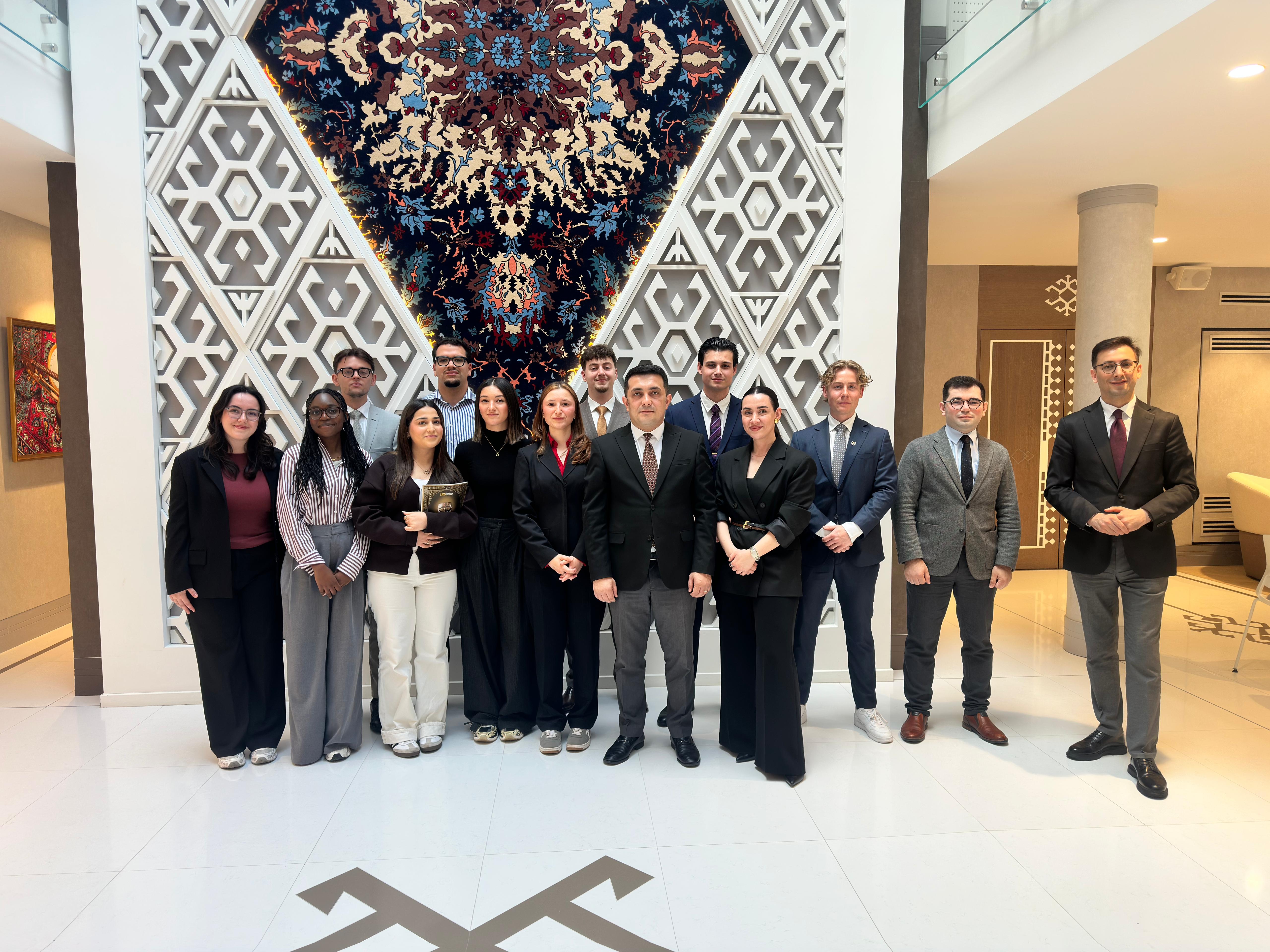 A meeting was held at the embassy with members of the Antwerp MUN organization Xeber basligi