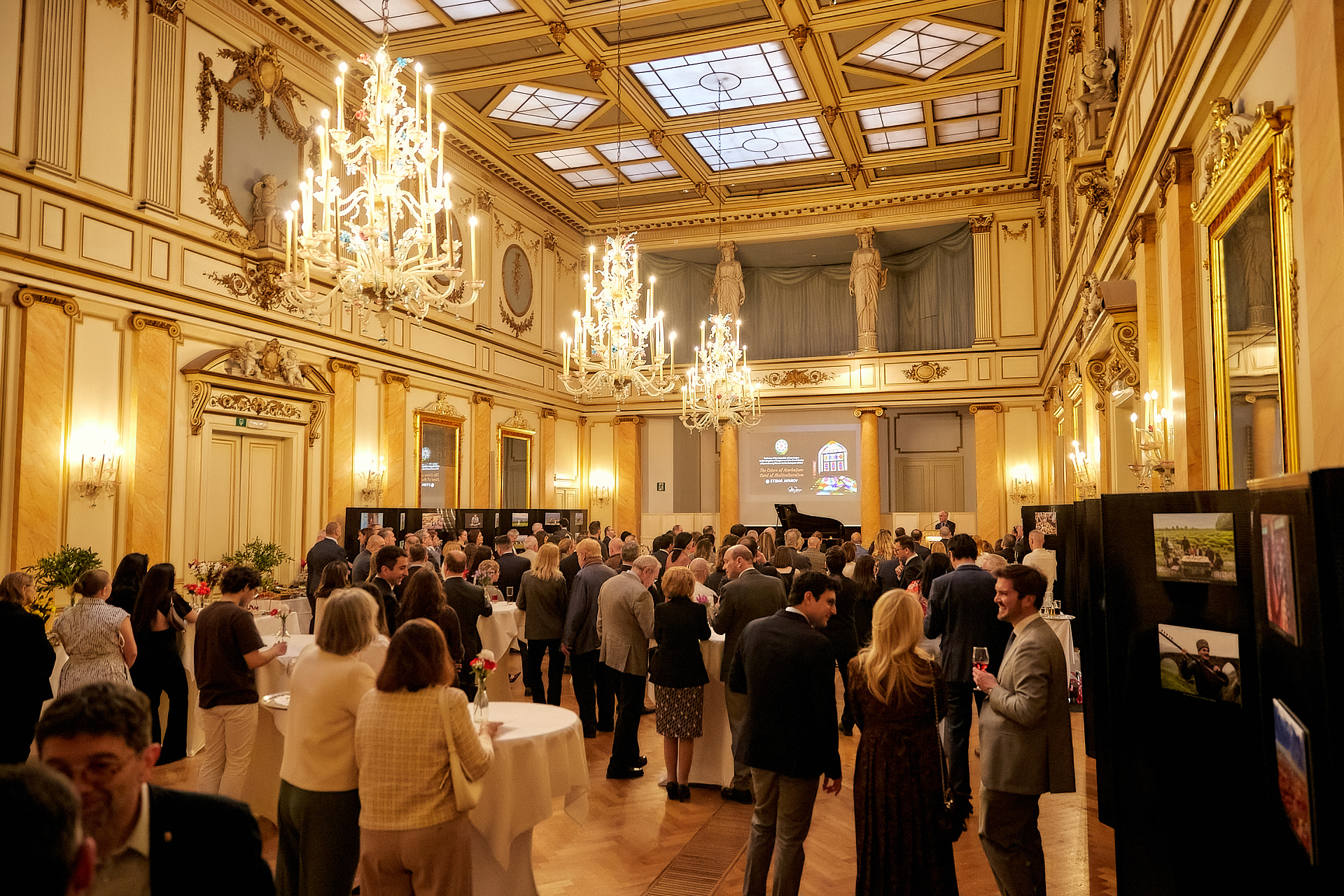 Brüsseldə ''The Colors of Azerbaijan: Land of Muliculturalism'' adlı sərgi Xeber basligi